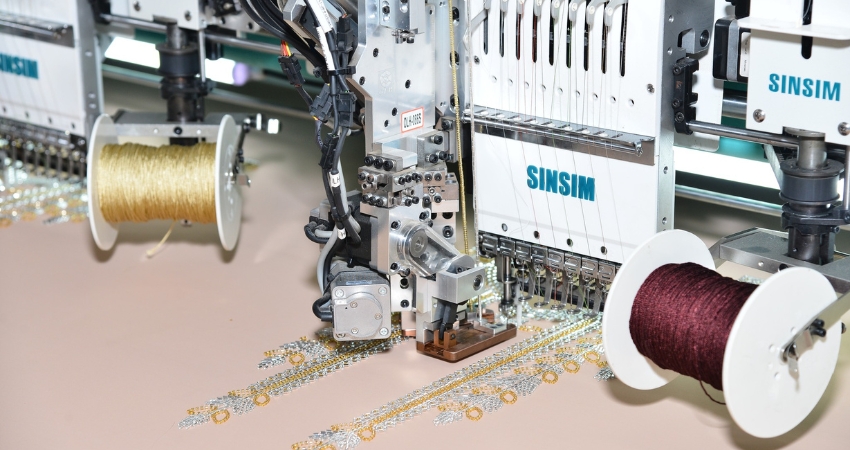 Mixed Beads + Sequins + Tufting Embroidery Machine